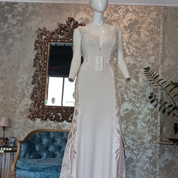 (Never Worn) Casablanca Wedding Dress - Picture 7 of 12